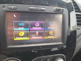 Renault Captur Panel / Radioodtwarzacz CD/DVD/GPS 281153626R