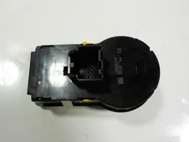 Opel Astra J Interruttore di regolazione dell’illuminazione del quadro 13268703