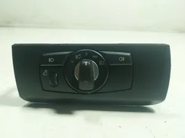 BMW X6 M Interrupteur d'éclairage de la cabine dans le panneau 61319134726