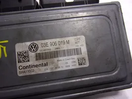 Volkswagen Polo V 6R Motorsteuergerät/-modul 03E906019AK