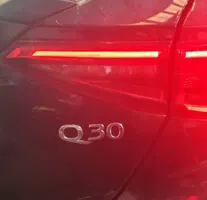 Infiniti Q30 Takavalot 265405DF0B