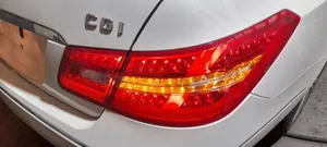 Mercedes-Benz CLK AMG A208 C208 Lampa tylna A2078200464