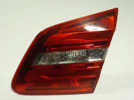 Mercedes-Benz B W246 W242 Galinis žibintas kėbule A2469066400