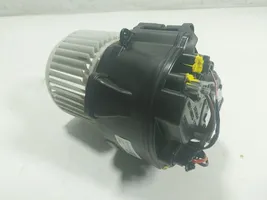 Renault Captur Ventola riscaldamento/ventilatore abitacolo 272104788R