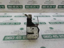 BMW 3 E36 Front door lock 51217011308