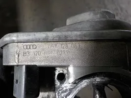 Audi A8 S8 D3 4E Valvola corpo farfallato 057128063