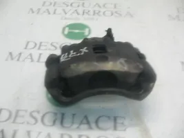 Hyundai Accent Pinza del freno anteriore 5818025A00