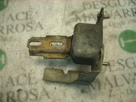 Citroen C3 Pluriel Supporto della scatola del cambio 