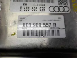 Audi A4 Allroad Moottorin ohjainlaite/moduuli 8E0909557RX