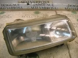 Volkswagen Passat Alltrack Lampa przednia 
