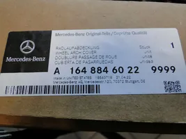 Mercedes-Benz GL X164 Garniture pour voûte de roue avant A1648846022