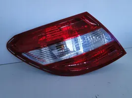 Mercedes-Benz C W204 Lampa tylna A2048200164