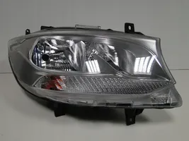 Mercedes-Benz Sprinter W907 W910 Lampa przednia A9109060100