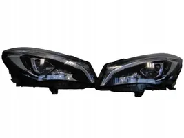 Mercedes-Benz CLA C117 X117 W117 Lot de 2 lampes frontales / phare A1178206761