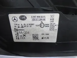 Mercedes-Benz V Class W447 Lampa przednia A4479060201