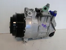 Mercedes-Benz SLK R172 Ilmastointilaitteen kompressorin pumppu (A/C) A0022303111
