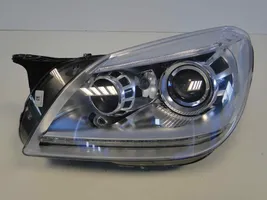 Mercedes-Benz SLK R172 Lampa przednia A1728202561