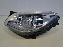 Mercedes-Benz SLK R172 Lampa przednia A1728202561