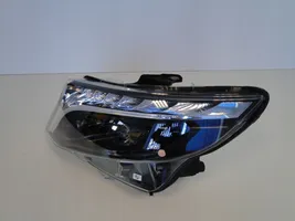 Mercedes-Benz V Class W447 Lampa przednia A4479063401