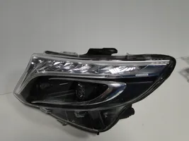 Mercedes-Benz V Class W447 Lampa przednia A4479060101