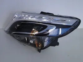 Mercedes-Benz V Class W447 Lampa przednia A4479061401