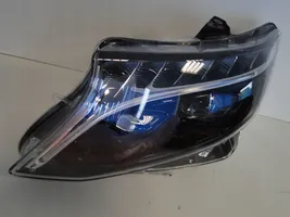 Mercedes-Benz V Class W447 Lampa przednia A4479063801