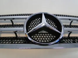 Mercedes-Benz ML W163 Etupuskurin ylempi jäähdytinsäleikkö A1638800185
