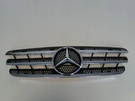 Mercedes-Benz ML W163 Etupuskurin ylempi jäähdytinsäleikkö A1638800185