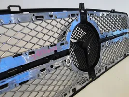 Mercedes-Benz G W463 Maskownica / Grill / Atrapa górna chłodnicy A4638880011