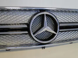 Mercedes-Benz G W463 Maskownica / Grill / Atrapa górna chłodnicy A4638880011