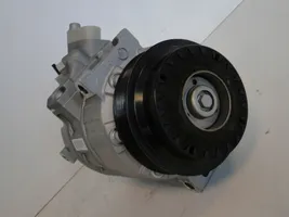 Mercedes-Benz E C207 W207 Ilmastointilaitteen kompressorin pumppu (A/C) A0022304511