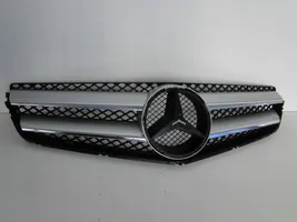 Mercedes-Benz E C207 W207 Grotelės viršutinės A2078800283
