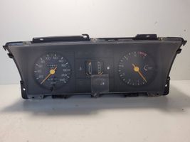 Ford Escort Compteur de vitesse tableau de bord 83AB10K843