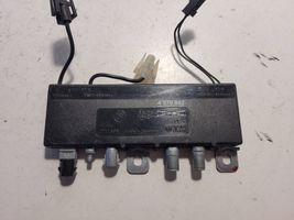 BMW 7 E38 Antenas vadības bloks 65258352774