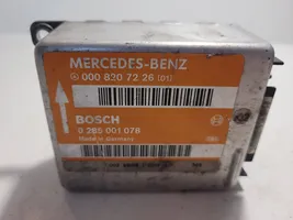 Mercedes-Benz E W124 Oro pagalvių valdymo blokas 0008207226