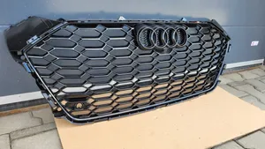 Audi RS5 Etusäleikkö 