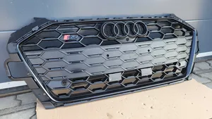 Audi RS4 B9 Griglia anteriore 