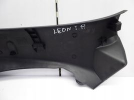 Seat Leon (5F) Muu kynnyksen/pilarin verhoiluelementti 1P0867766G 