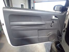 Volkswagen Fox Rivestimento del pannello della portiera anteriore 