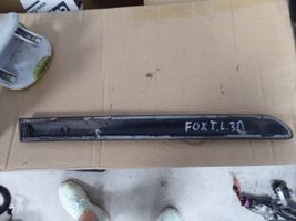 Volkswagen Fox Rivestimento passaruota anteriore 5Z3853535