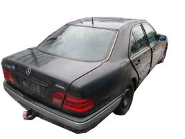 Mercedes-Benz E W211 Manualna 5-biegowa skrzynia biegów -