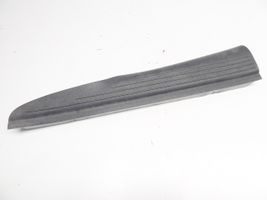 Mercedes-Benz E W211 Rivestimento vano piedi laterale A2116800635