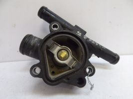 Renault Master III Boîtier de thermostat 8200978549 