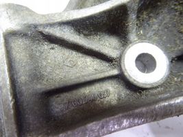 Renault 21 Support de générateur / alternateur 7700746097