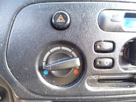 Mitsubishi Colt Panel klimatyzacji 