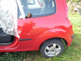 Renault Twingo II Aizmugurējā ceturtdaļa mašīnas 