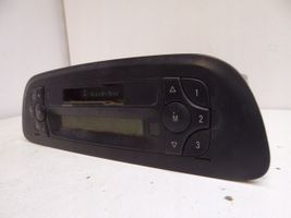 Mercedes-Benz Sprinter W901 W902 W903 W904 Konsola środkowa / Radio / GPS A0038209186