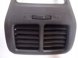 Volkswagen Jetta V Rear air vent grill 1K5863289A