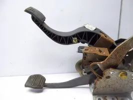 Ford Mondeo Mk III Pedal assembly 