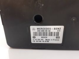 Mercedes-Benz E W211 Pompa a vuoto chiusura centralizzata 0132006365